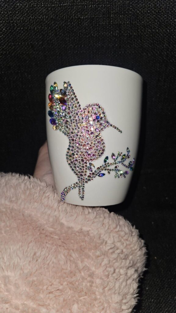 573598083_1501472401042744_1975486779903150463_n Üks armas linnuke